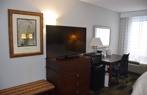 Linthicum Heights Hotel | Wingate by Wyndham Baltimore BWI Airport