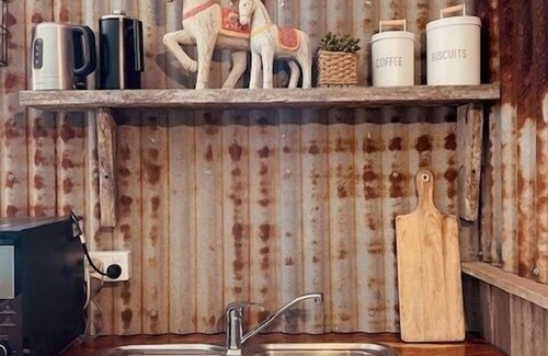 Tenterfield Cabin | Wingfield Cabin Countryside Escape