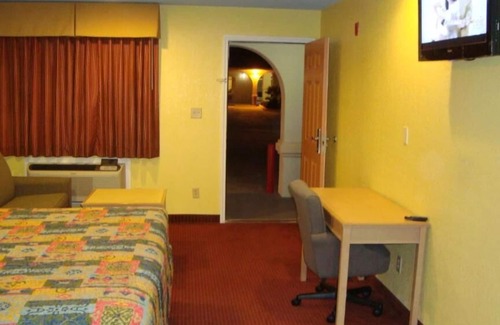North San Antonio - SAT Hotel | Winnquest Inn Near Ft. Sam Houston
