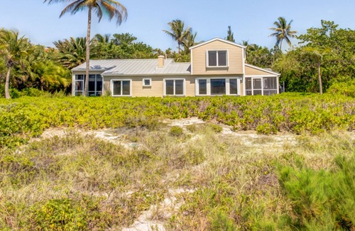 Captiva House | Winshall Home