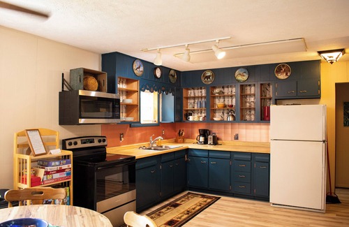 Bigfork Cabin | Winter Cabin close to trails easy lake access by Bigfork, Hibbing, Grand Rapids
