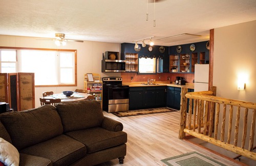 Bigfork Cabin | Winter Cabin close to trails easy lake access by Bigfork, Hibbing, Grand Rapids