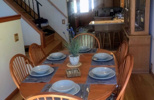 Chestertown Ski Chalet | Winter on Loon Lake, Hot tub, ski Gore, snowmobile