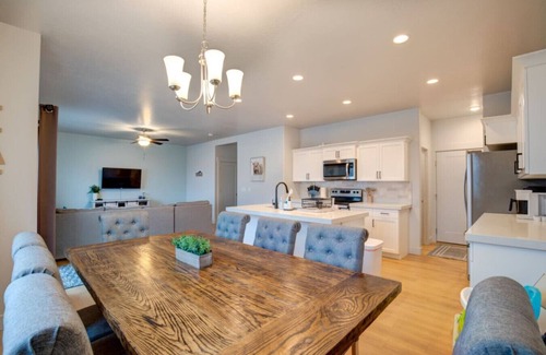 American Fork House | WINTER PROMO! Pet-Friendly Home W/Large Fenced Yard & Mtn Views