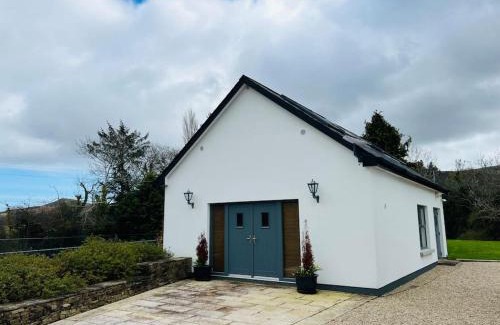 Enniskerry Apartment | Winton Grove – for outdoor and tennis enthusiasts