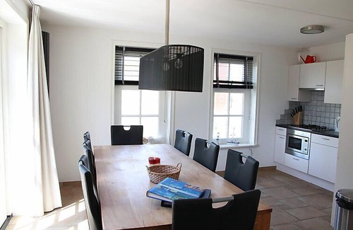 Hippolytushoef House | Wiringherlant by Interhome
