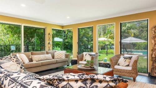Macmasters Beach House | 'Wirreanda Retreat - Acreage' by Accom Holidays