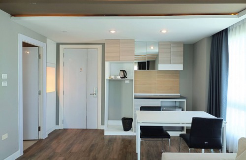 Rayong Apartment | Wisdom Hotel & Residence