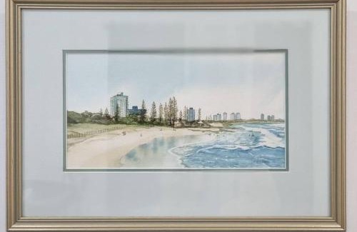 Wishart Apartment | Wishart 1Bed 1Bath Tiny, Quiet House w Parking M15