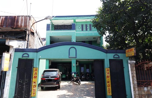 East Jakarta House | Wisma Aam Syariah