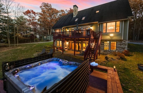 Swanton House | Wisp'd Away-Lakefront*DOCK*on 3+acres
