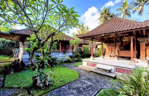 Petulu House | Wisuda Guest House