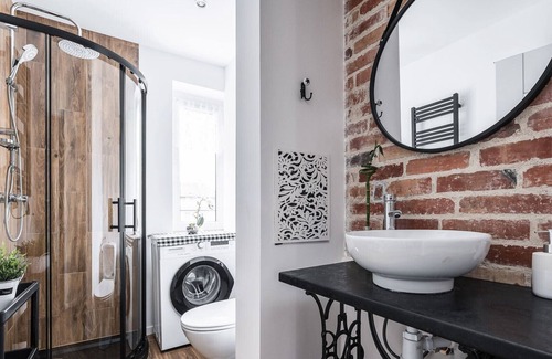Oliwa Apartment | Wita Stwosza 23A/29 | Wifi, 1 Bedroom, Pet-Friendly, Gdansk