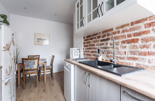 Oliwa Apartment | Wita Stwosza Apartment Gdańsk by Renters