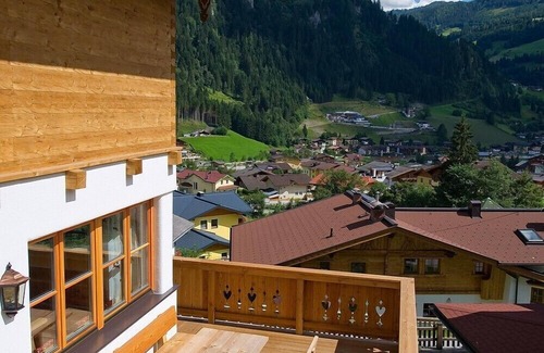 Grossarl Ski Chalet | With a lot of love built cabin chalets in a prime location!