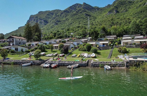 Idro Apartment | With terrace directly on the lake