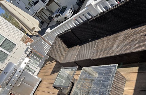 Fairland House | Within minutes of hospital, chic townhome