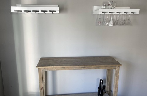 Fairland House | Within minutes of hospital, chic townhome