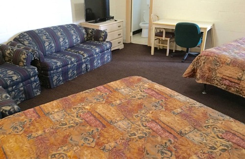 Crystal River Hotel | Withlacoochee Motel