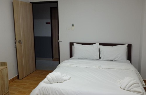 Racha Thewa Hotel | WJ Residence at Suvarnaphumi