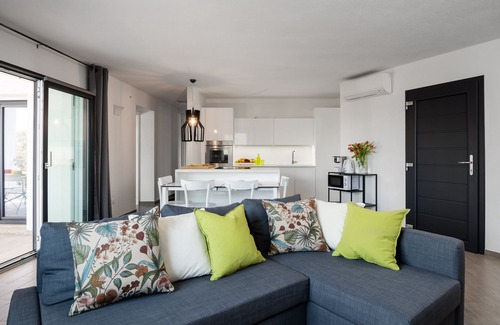 Pittulongu Apartment | WLofts 14 by Klodge - design loft with panoramic solarium
