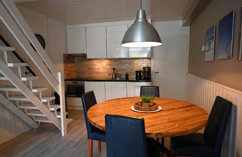 Groot Valkenisse House | Woeste Hoeve 112