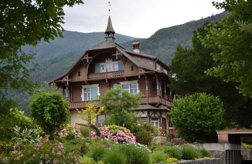 Ebensee Apartment | Wohnen am See Villa Schrötter direkt am Traunsee