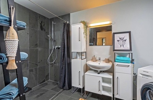 Loschwitz Apartment | Wohnfühlen in Dresden! Wohnen Sie in Einem der Bekanntesten Baudenkmale Dresdens