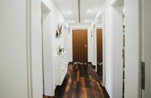 Meistershofen Apartment | Wohnoffice mit Übernachtungsmöglichkeit Residenz KIBA Bodensee