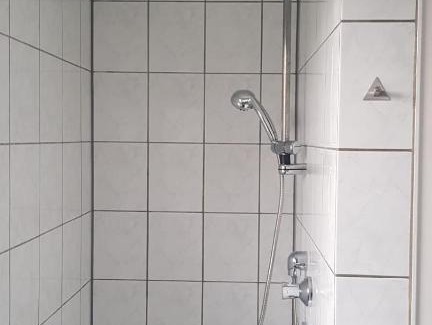 Oberzwehren Apartment | Wohnung am VW-Werk mit Balkon