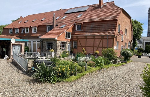 Kluetz Apartment | Wohnung in Grundshagen mit Gartensitzplatz