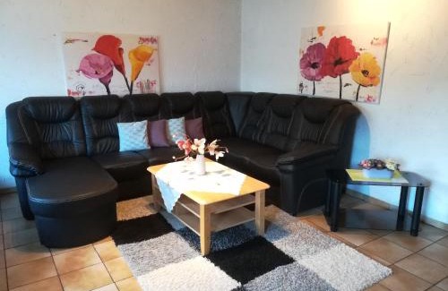 Silbecke Apartment | Wohnung in Silbecke mit Pool und Wald