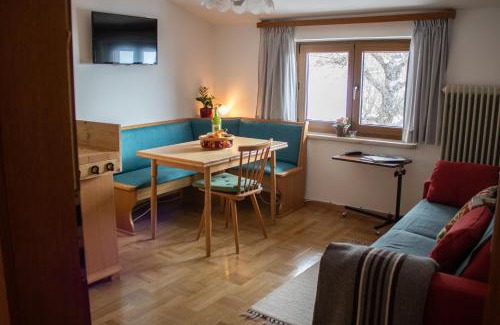 Reith bei Seefeld Apartment | Wohnung mit Bergblick im Haus Sonne