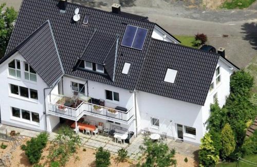 Waßmuthshausen Apartment | Wohnung mit eigener Terrasse in Homberg