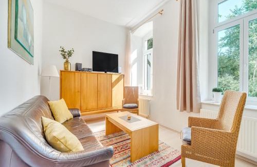 Grunhainichen Villa | Wohnung mit großer Gemeinschaftsterrasse, cleaning included
