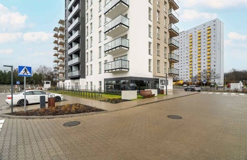 Stare Miasto District Apartment | Wojciechowskiego 19 | Bright Studio | Gym