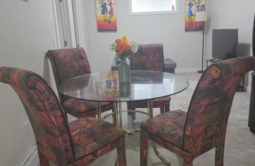 Northwest Calgary Apartment | Wola's Place