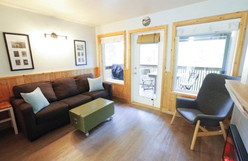 Ucluelet House | Wolf and Sea- Ukee, 4PAX, 1Bed