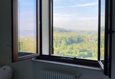 Cravanzana Apartment | Wolf Apartment - Apartment in Langhe