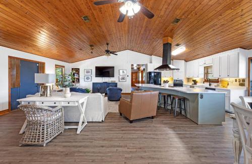 Elberta House | Wolf Bay House