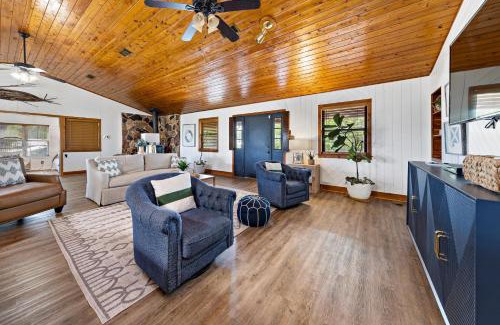 Elberta House | Wolf Bay House