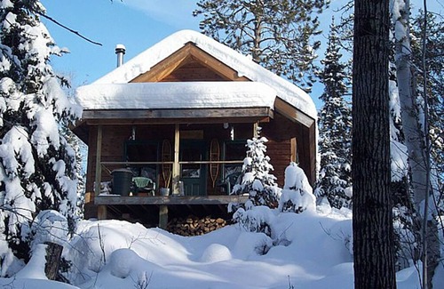 Ely Cabin | Wolf Point Cabin - Remote Access Retreat