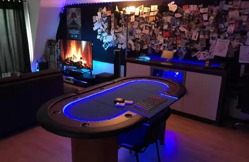 Zentrum-Ost House | Wolfsbau - Privatzimmer direkt im Zentrum, HBF, Arena, Zoo