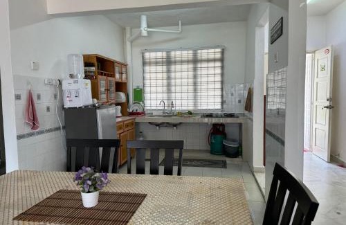Tanjung Tanah Merah Apartment | Woll Homestay