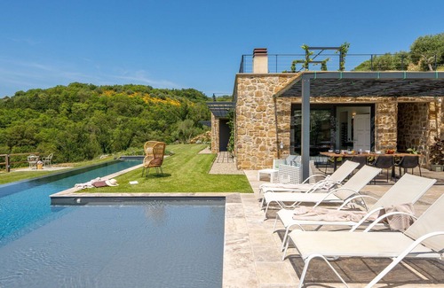 Passignano sul Trasimeno Villa | Wonderful private villa with private pool, A/C, WIFI, terrace, panoramic view and parking