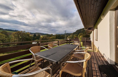 Starkov House | Wonderful private villa with pool, WIFI, TV, patio, pets allowed, panoramic view and parking