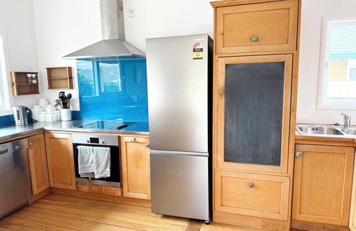 Ngunguru House | Wonderful 4-bedroom house with WiFi in Ngunguru