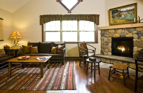 Wilmington House | Wonderful and spacious Wilmington Townhome- Close to Whiteface and Lake Everest!