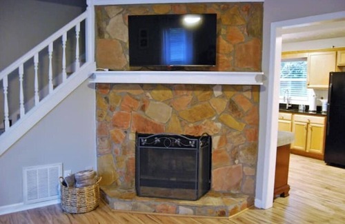 Lawrenceville House | Wonderful and Stylish Place in Lawrenceville