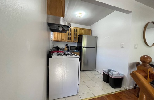 Queens Apartment | Wonderful apartment close to Airports and Hospitals.